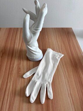 Vintage Ladies White Dress Gloves Hand Stitched Embroidery 1960's
